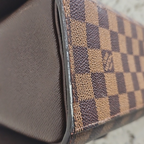 Louis Vuitton TRIANA Damier Ebene in EUC with Dust Bag - Picture 6 of 16